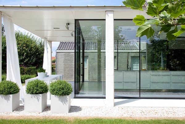 Glass Box Extension London Bespoke Frameless Glass Rooms