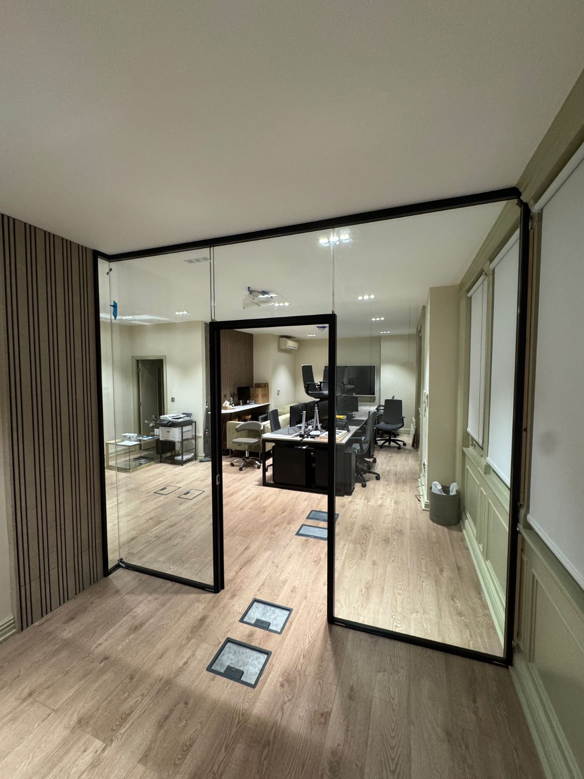 Privacy, Natural Light and Visual Flow with Glass Partitions in London